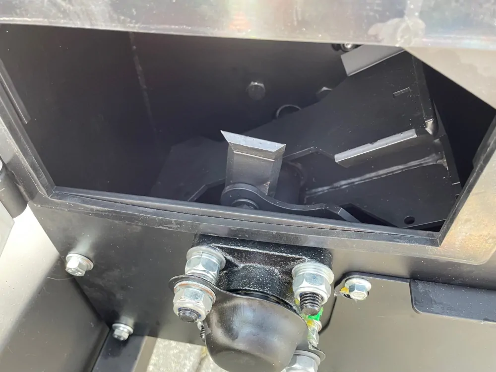 Kombinovaný štěpkovač/drtič RAMBO 