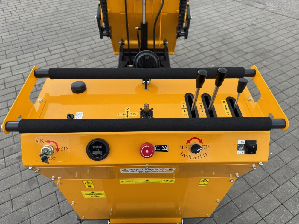 Elektrický samonakladací minidumper LUMAG MD800EFS – diaľkové ovládanie