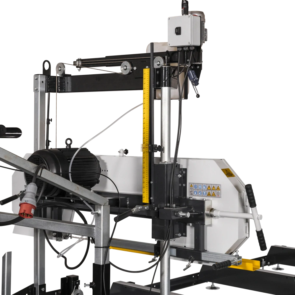 Kmenová pásová elektrická píla LUMAG BSW76E-PRO